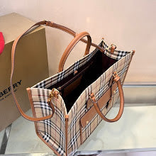 New Designer Iconic Tote Handbag - Premium Luxury Women's Fashion - NM5727