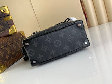 Premium Structured Satchel - Chic Women's Luxury Designer Handbag - NM4385