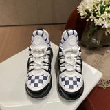 Louis Vuitton shoes Style 279 - back heel detail
