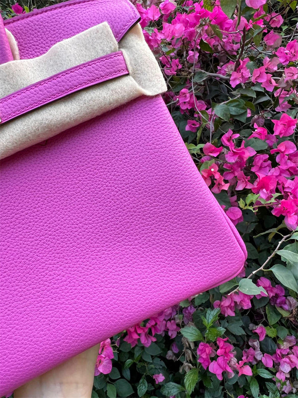  crossbody bag interior and compartment view 15