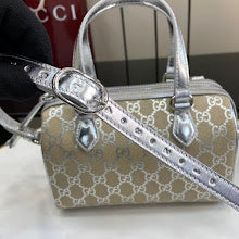 Premium Women's Shoulder Bag - Designer Luxury Fashion Accessory - NM4005