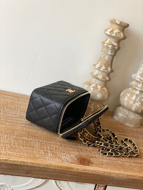 women's handbag, versatile design, view 7
