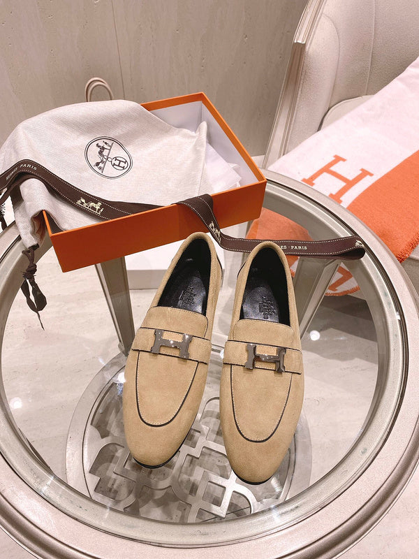 Hermes shoes Style 261 - front view, elevated everyday design (alternate angle)