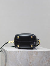 Luxury Structured Shoulder Bag - Women's Premium Designer Fashion - NM3445