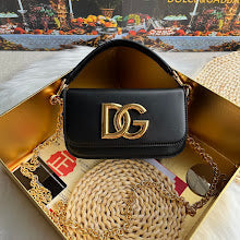 Luxury Iconic Crossbody Bag - Women's Elegant Designer Fashion - NM7070