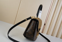 Chic Women's Crossbody Handbag - Luxury Premium Designer Style - NM4548