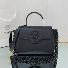 Premium Women's Shoulder Bag - Designer Luxury Fashion Accessory - NM3070