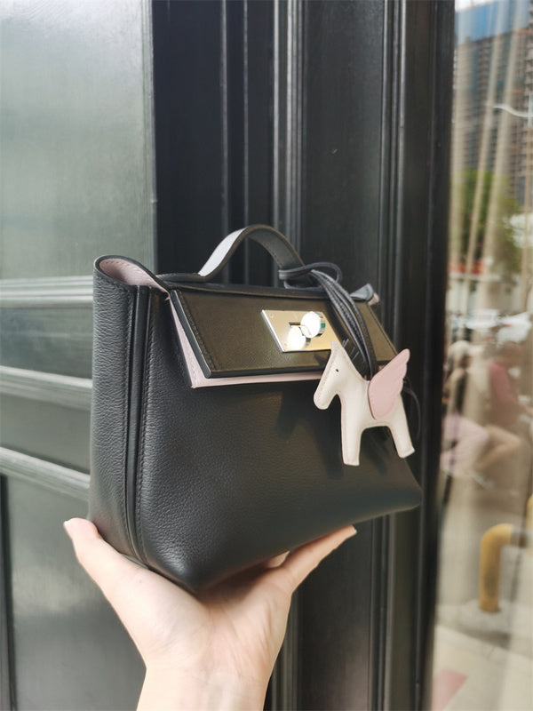  everyday everyday bag styled with outfit 18