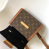  modern shopper bag detail view showing craftsmanship 8