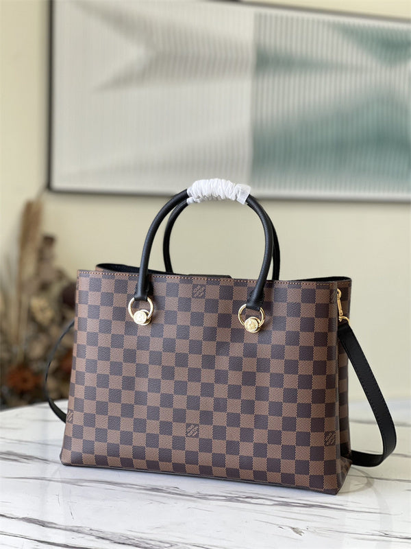  Everyday satchel front view 13