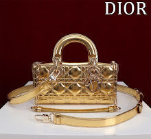 Luxury Designer Crossbody Bag for Women - Premium Fashion Handbag - NM7409