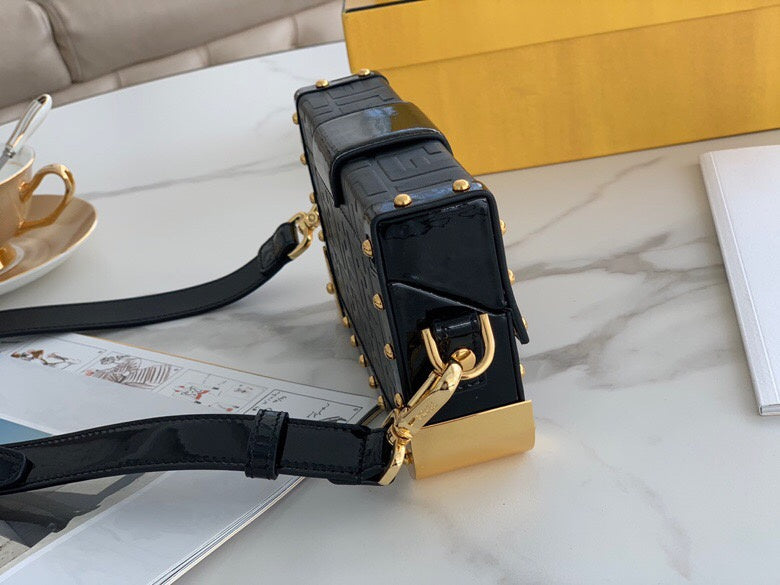 Ziva's Charm handbag – back view (Standard Size)