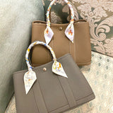  Minimalist everyday bag carried on shoulder 10