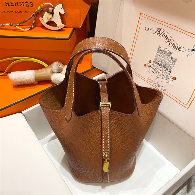  Contemporary everyday bag front view 97