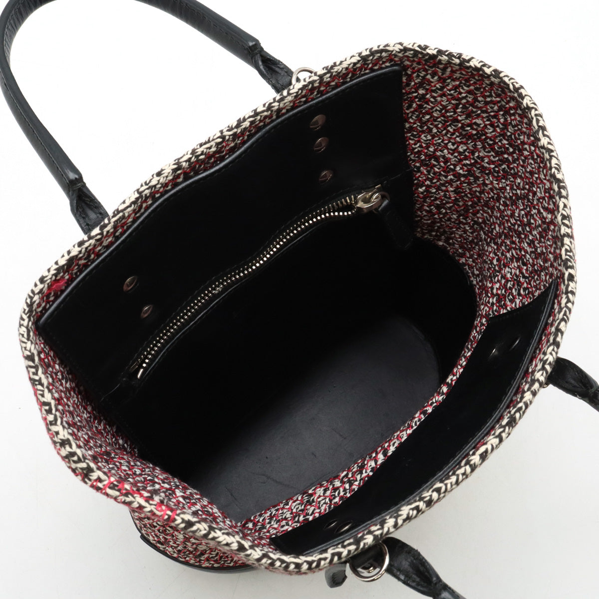 Velvelix elegant leather Luxury Bag interior detail