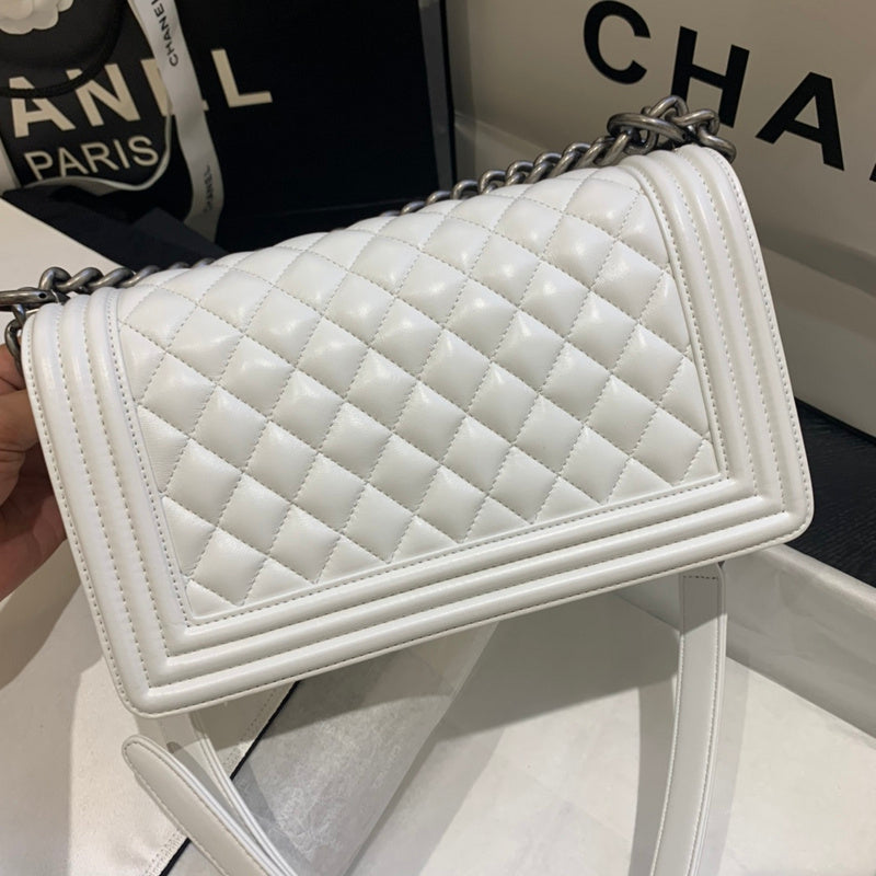  women's handbag, mid design, view 7