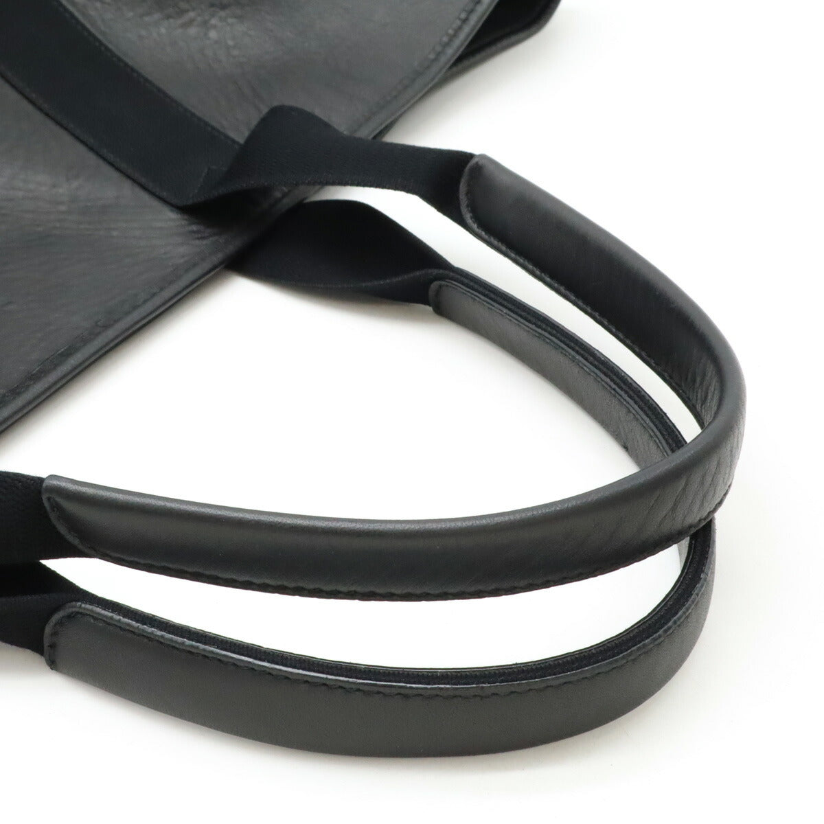 Aurelombre elegant leather Luxury Bag interior detail