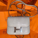 Fluid bag women's premium everyday handbag