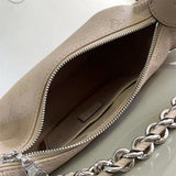  Curated everyday bag front view 19