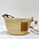 Ziva's Charm handbag – detail view (11cm*15.5cm*17.5cm)