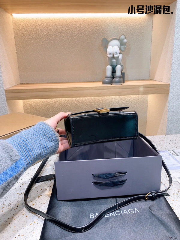 Ziva's Charm handbag – styled view (one versatile size)