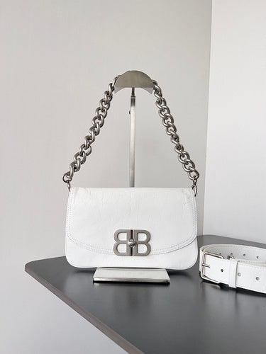 Zivas Charm Timeless Appeal Statement Handbag (Versatile Style Statement) – Front View 2