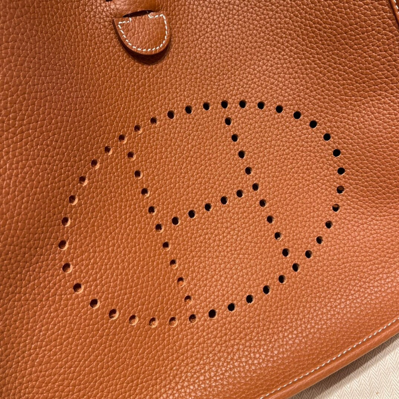 Side view of smart structured handbag
