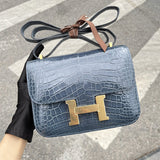  handbag close-up of hardware and finish 23