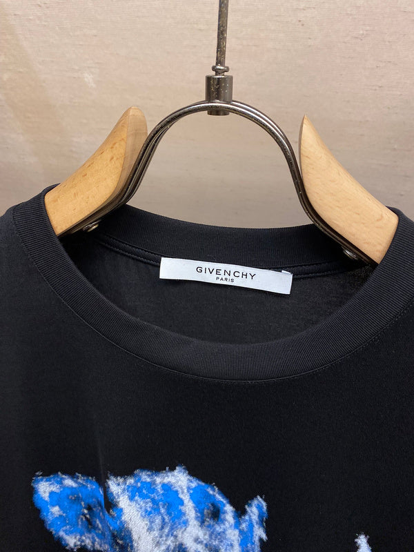 Full styled look of Givenchy luxury clothing with everyday silhouette