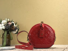 Luxury Structured Shoulder Bag - Women's Premium Designer Fashion - NM4261
