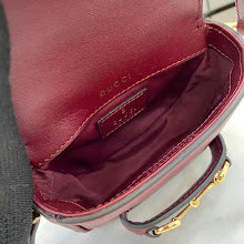 Luxury Iconic Crossbody Bag - Women's Elegant Designer Fashion - NM3950