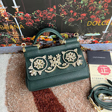 Premium Women's Tote Bag - Luxury Designer Fashion Handbag - NM6770