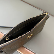Luxury Monogram Shoulder Bag - Women's Elegant Designer Fashion - NM2916