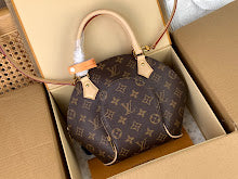 Premium Signature Crossbody - Chic Women's Luxury Designer Bag - NM4720