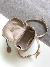 Premium Women's Shoulder Bag - Designer Luxury Fashion Accessory - NM5458
