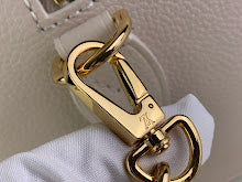 Designer Iconic Shoulder Bag - Luxury Women's Premium Fashion - NM4443