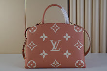 Premium Leather Crossbody Bag - Elegant Women's Designer Handbag - NM4881