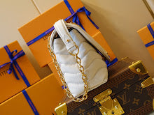Premium Signature Crossbody - Chic Women's Luxury Designer Bag - NM5072