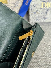 Premium Women's Crossbody Bag - Luxury Designer Fashion Accessory - NM7449