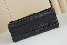 Chic Designer Satchel Bag - Luxury Women's Top Handle Handbag - NM4348