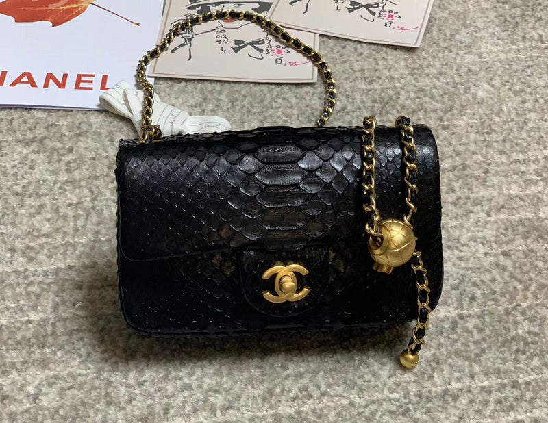  handbag, mid everyday style, image 2