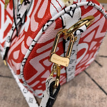 Luxury Iconic Crossbody Bag - Women's Elegant Designer Fashion - NM4142