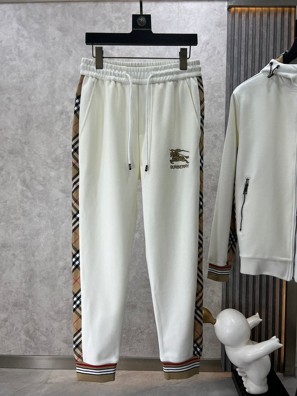 Front view of Burberry luxury piece style No.549
