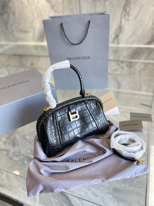 Ziva's Charm handbag – lifestyle view (one versatile size)