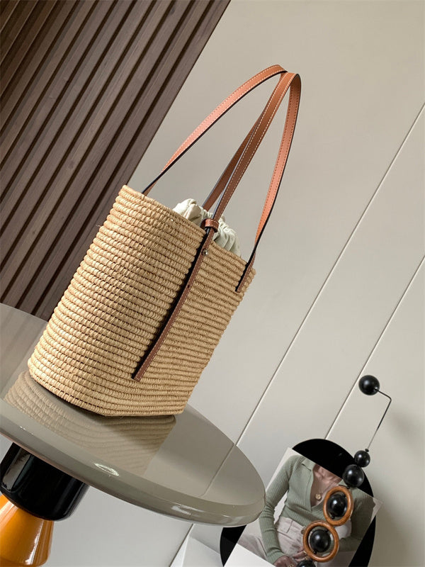 Ziva's Charm handbag – side angle view (27cm*20cm*10cm)