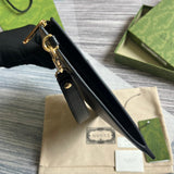 Close-up detail of refined structured women's handbag – women's everyday handbag