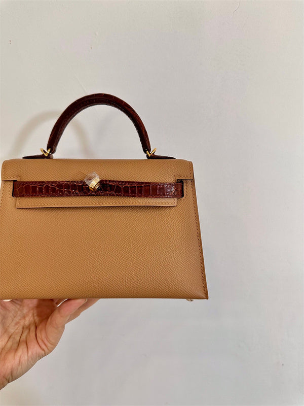  elegant tote bag detail view showing craftsmanship 8