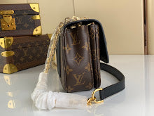 Luxury Structured Shoulder Bag - Women's Premium Designer Fashion - NM4745