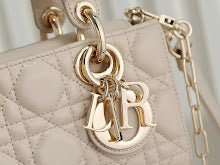 Premium Women's Tote Bag - Luxury Designer Fashion Handbag - NM7496