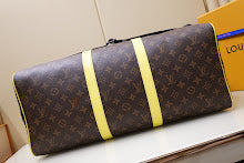 Premium Women's Crossbody Bag - Luxury Designer Fashion Accessory - NM4854